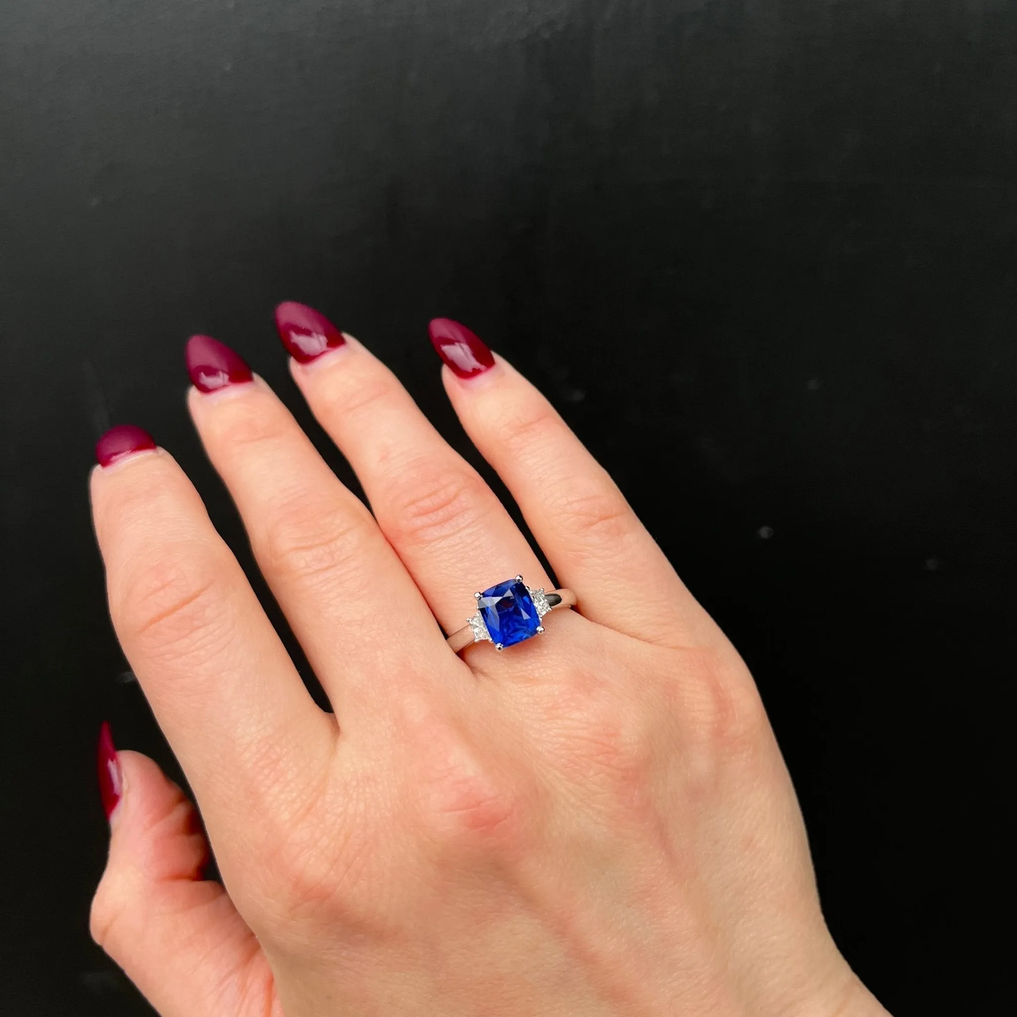 18K White Gold 2.84 Carat Sapphire and Diamond Ring