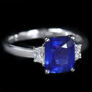 18K White Gold 2.84 Carat Sapphire and Diamond Ring