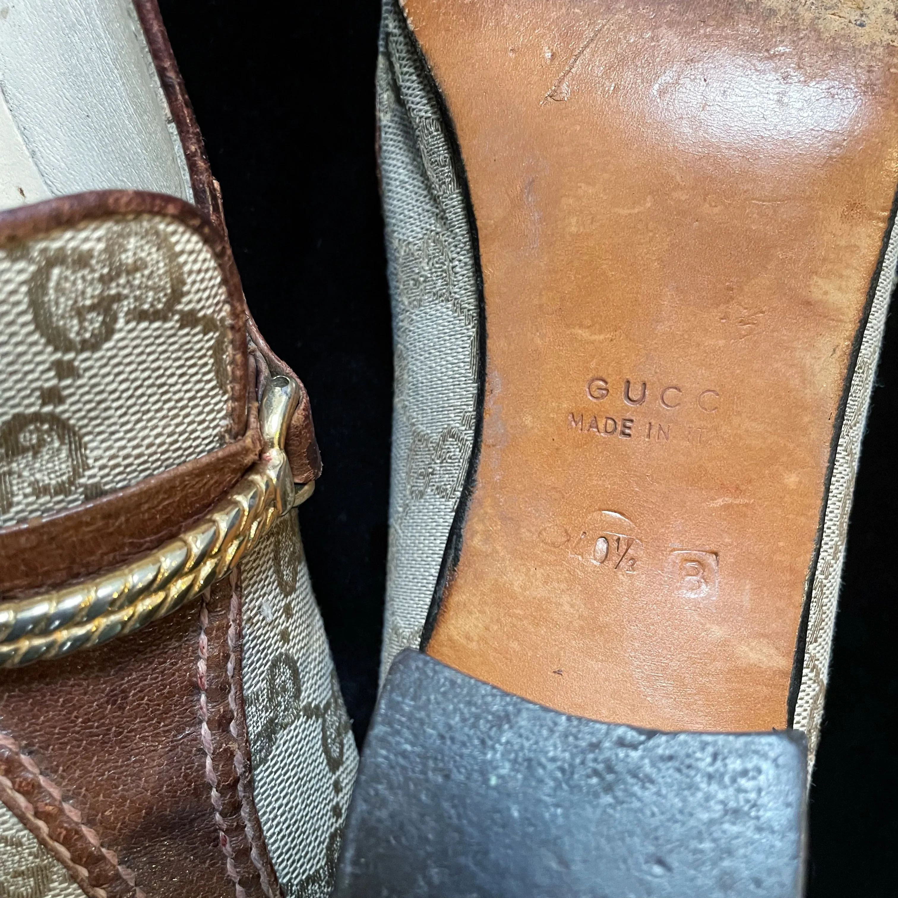 A PAIR OF MID 1970s GUCCI LOAFERS