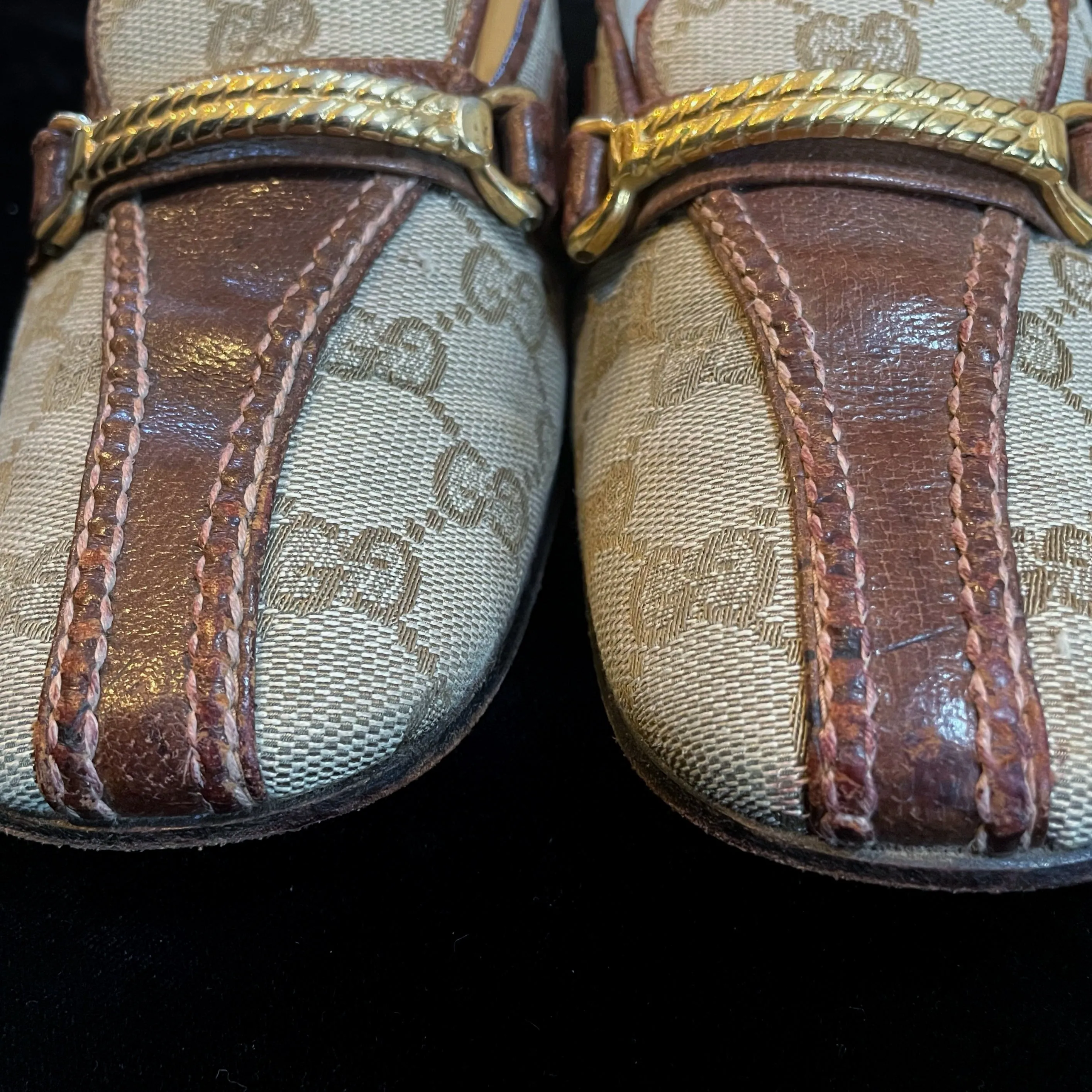 A PAIR OF MID 1970s GUCCI LOAFERS
