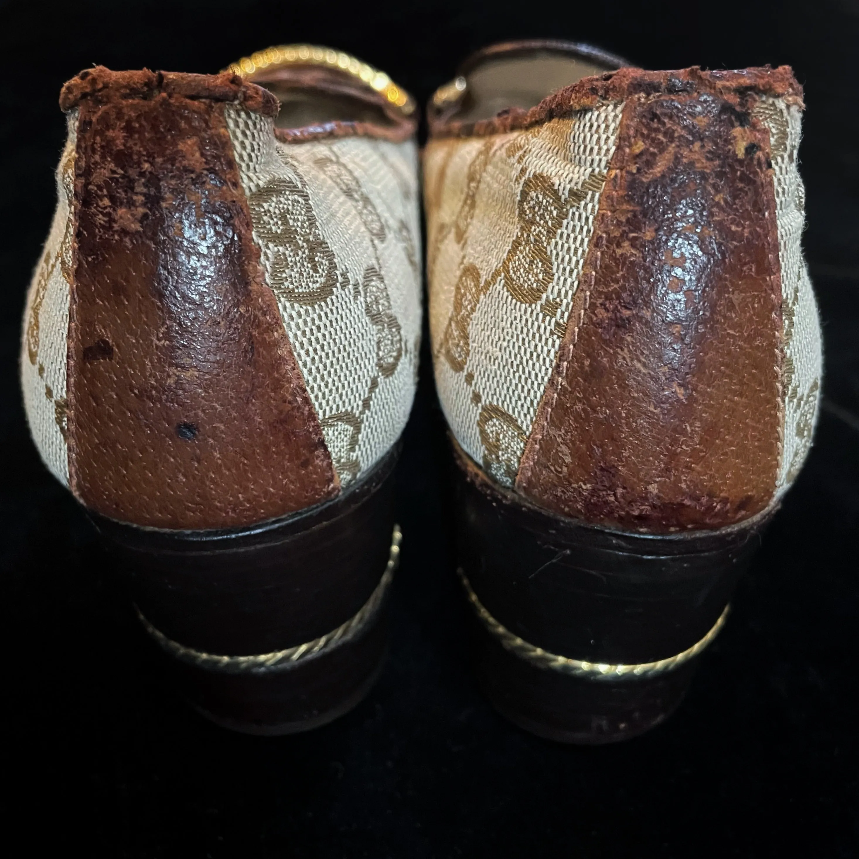 A PAIR OF MID 1970s GUCCI LOAFERS