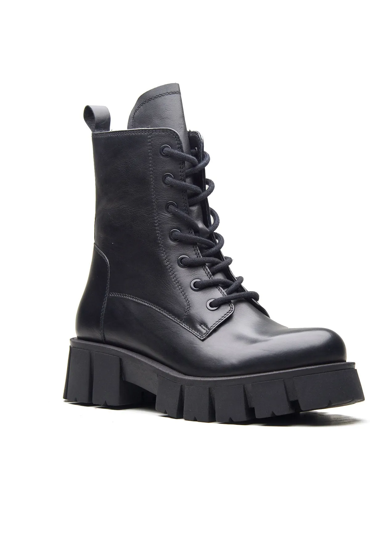 Black Lace Up Comfortable Boots