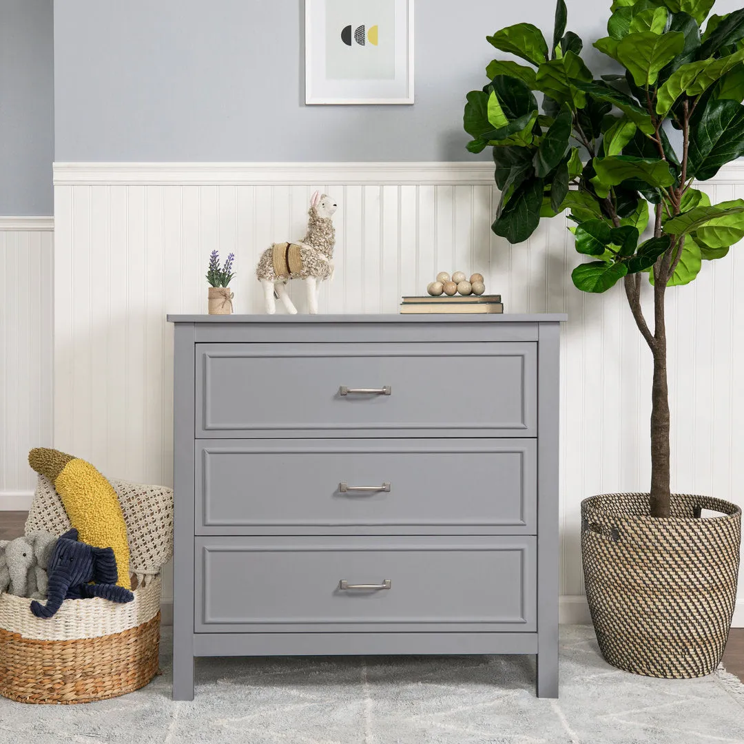 Charlie 3 Drawer Dresser daVinci Color: Gray