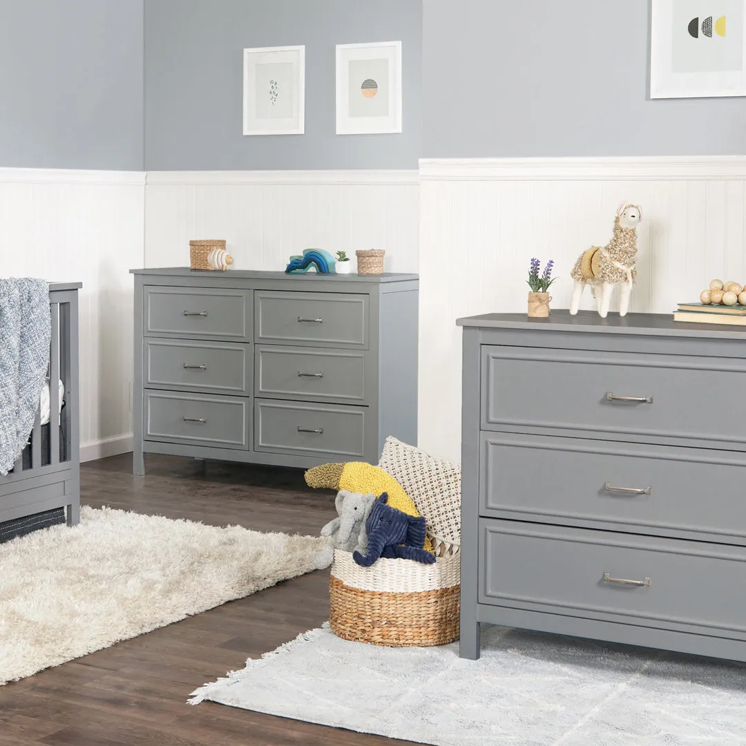 Charlie 3 Drawer Dresser daVinci Color: Gray
