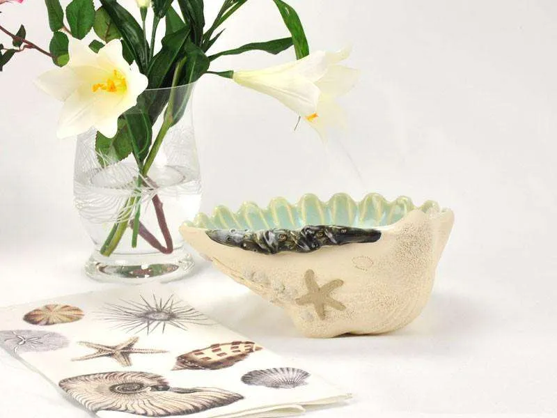 Cockle Shell Medium Bowl - Aqua
