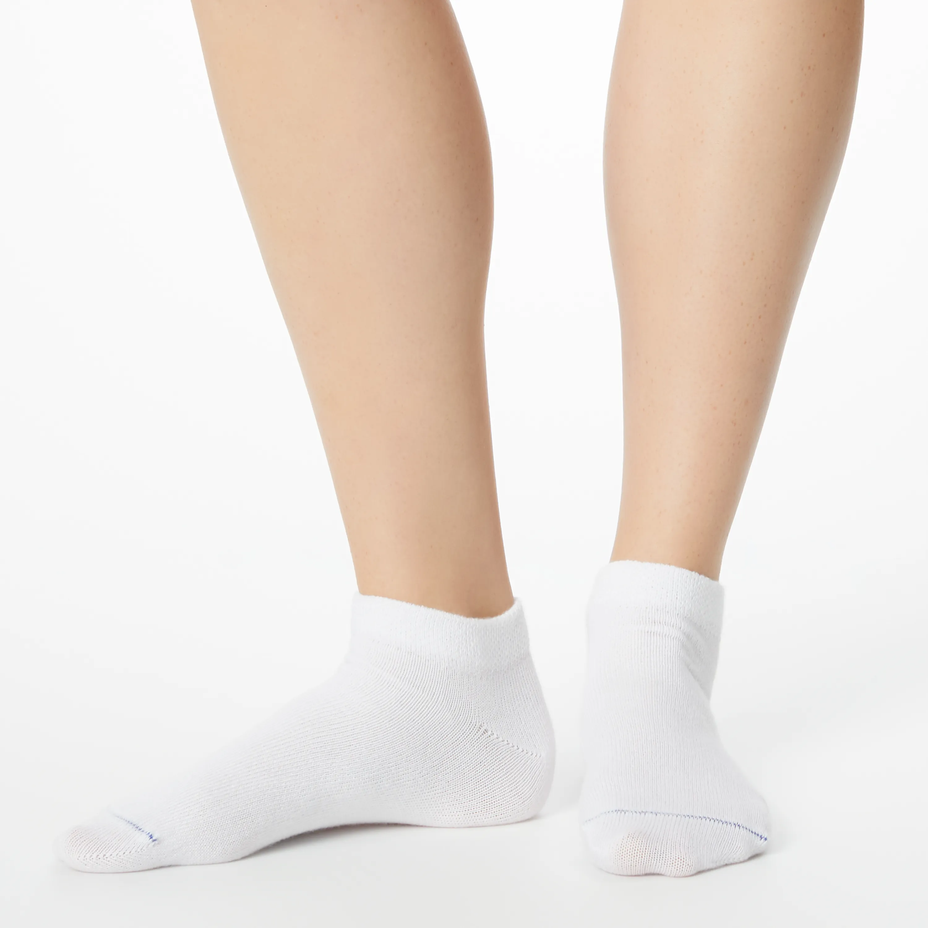 Dr. Scholl's Women's Diabetes & Circulatory Low Cut Socks 4 Pair