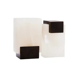 Ellyne Bookends