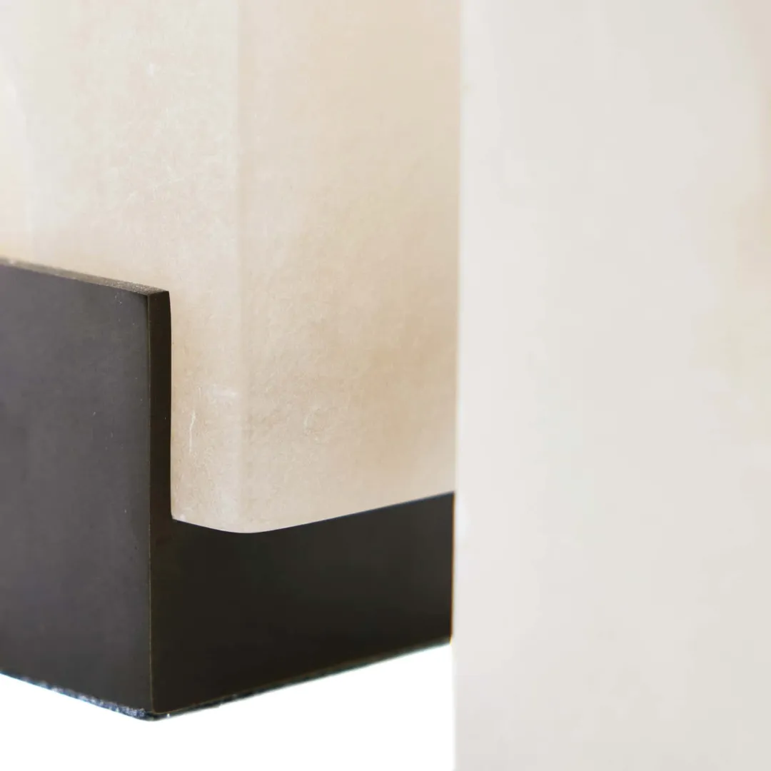 Ellyne Bookends