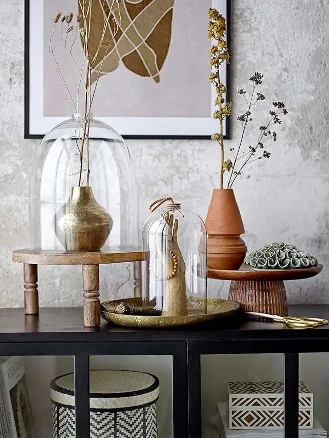 HAMMERED METAL FINISH VASE