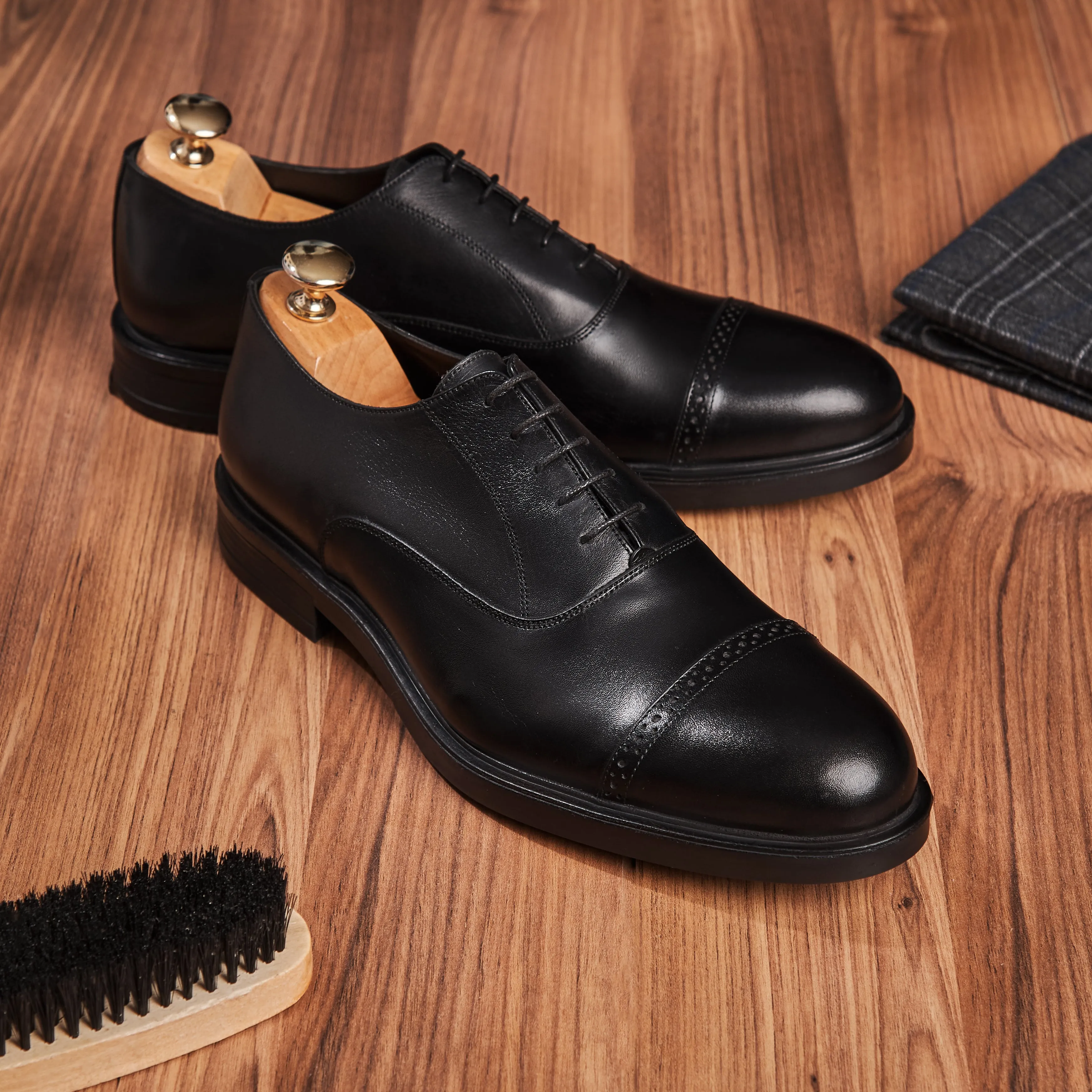 Leicester Cap Semi Brogue