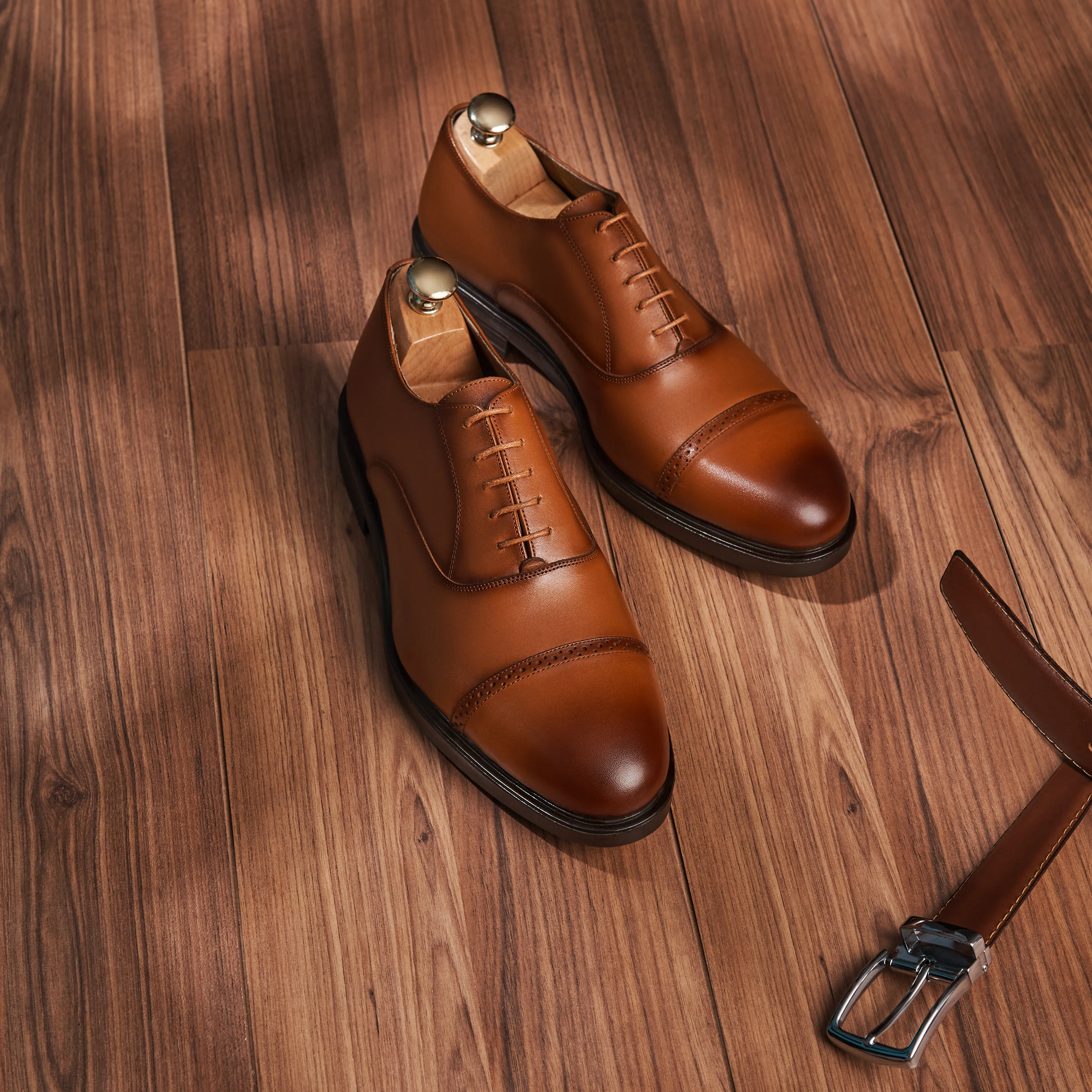 Leicester Cap Semi Brogue