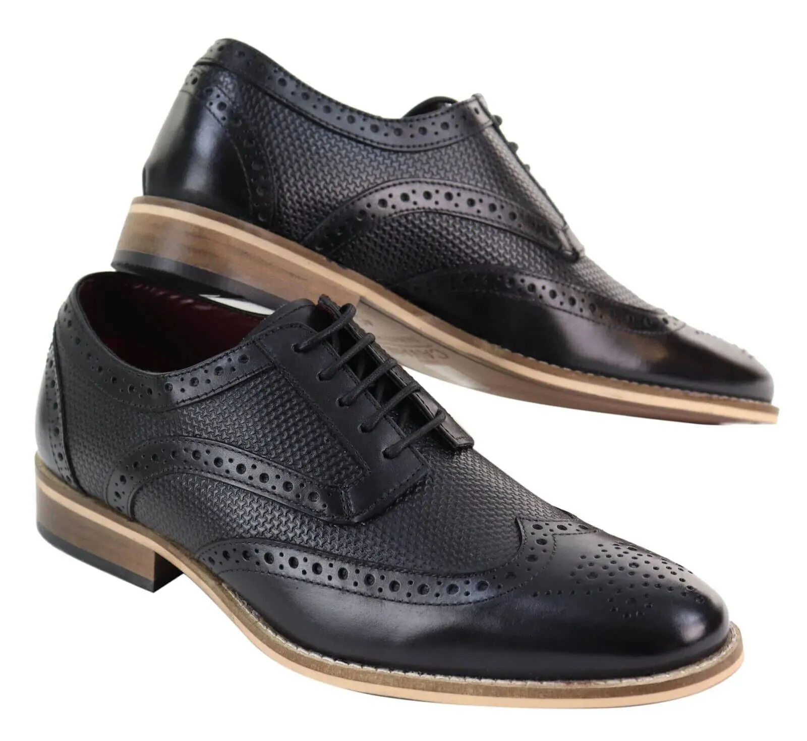 Mens Classic Oxford Brogue Shoes in Patterned Black Leather