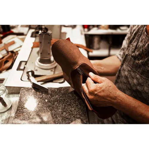 Men's Handcrafted Leather Shoes – Custom Burnished Design Sophisticated Brown Leather Shoes – Tailor-Made Perfection– Made-to-Order Elegance