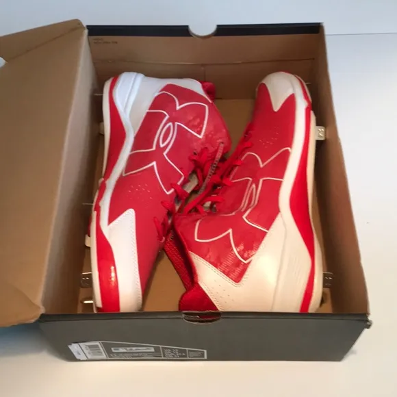 NIB Under Armour UA Ignite Mid ST CC Metal Baseball Cleats Red &amp; White Size 13