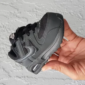 Nike Baby Air Max Command Flex Athletic Shoes
