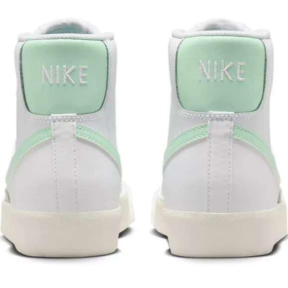Nike Kids Sneakers - White and Mint