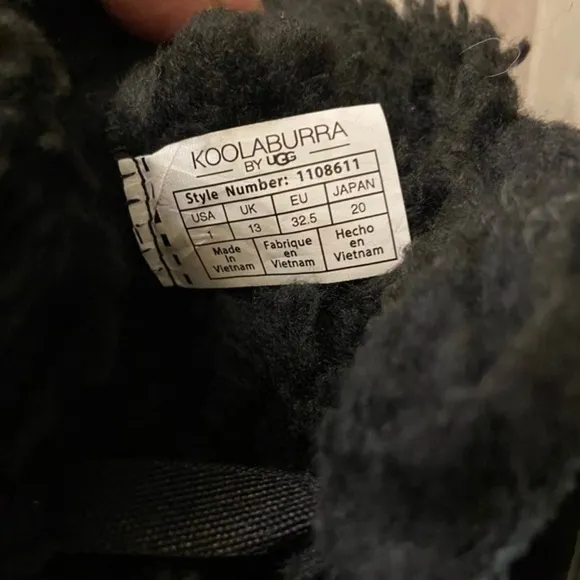 NWOT Koolaburra by UGG boots