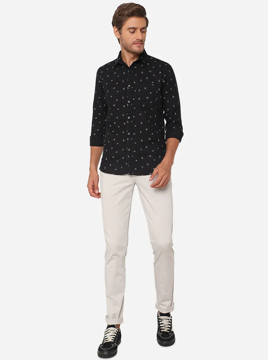 Off-White Solid Super Slim Fit Casual Trouser | Greenfibre