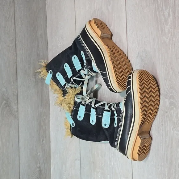 Sorel Kids Youth Tofino Tall Leather Duck Boots shoes sz 2
