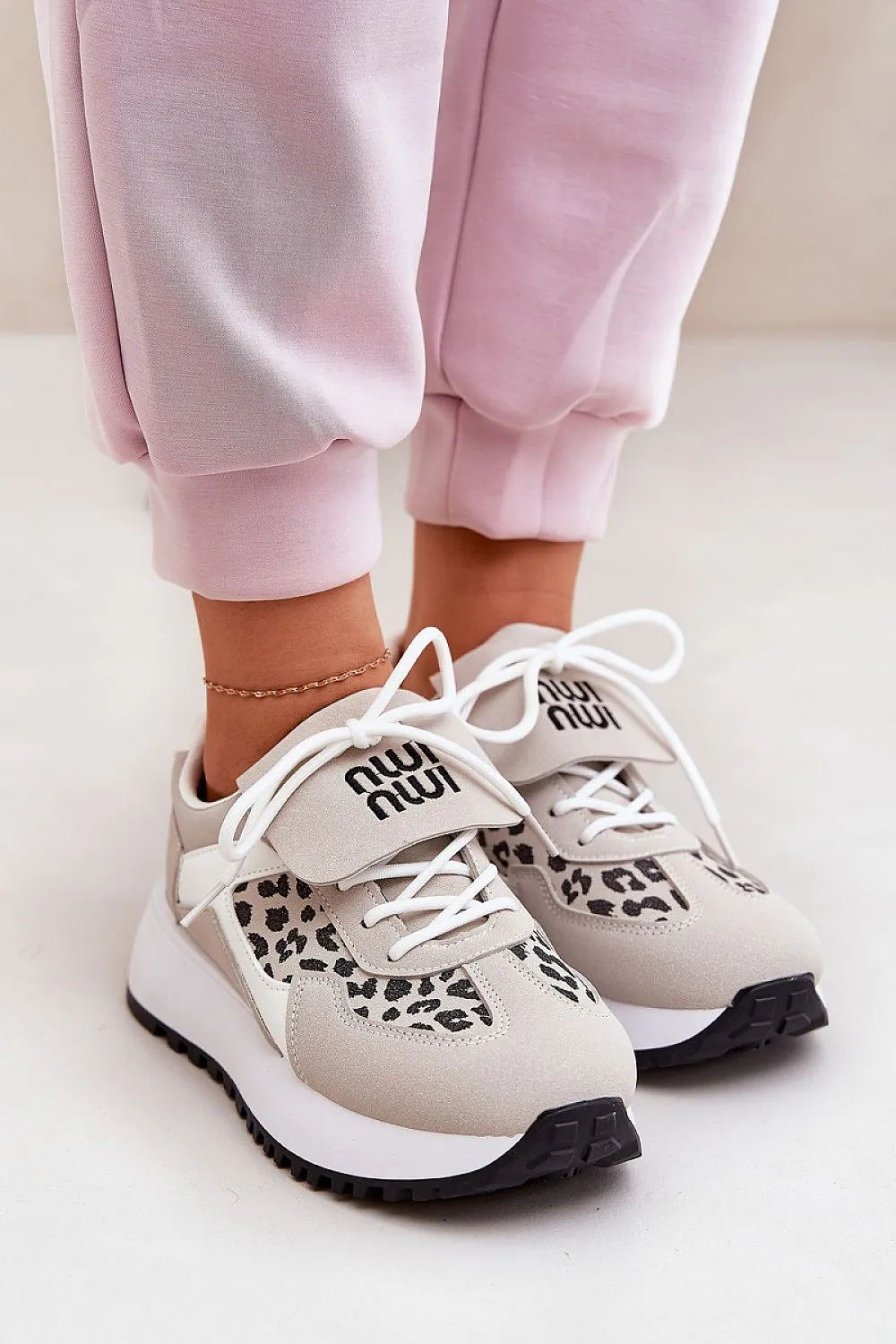 Sport Shoes Step in style