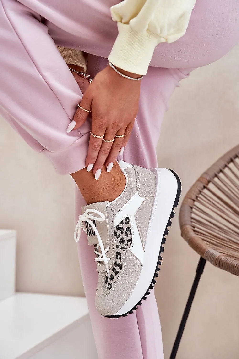 Sport Shoes Step in style