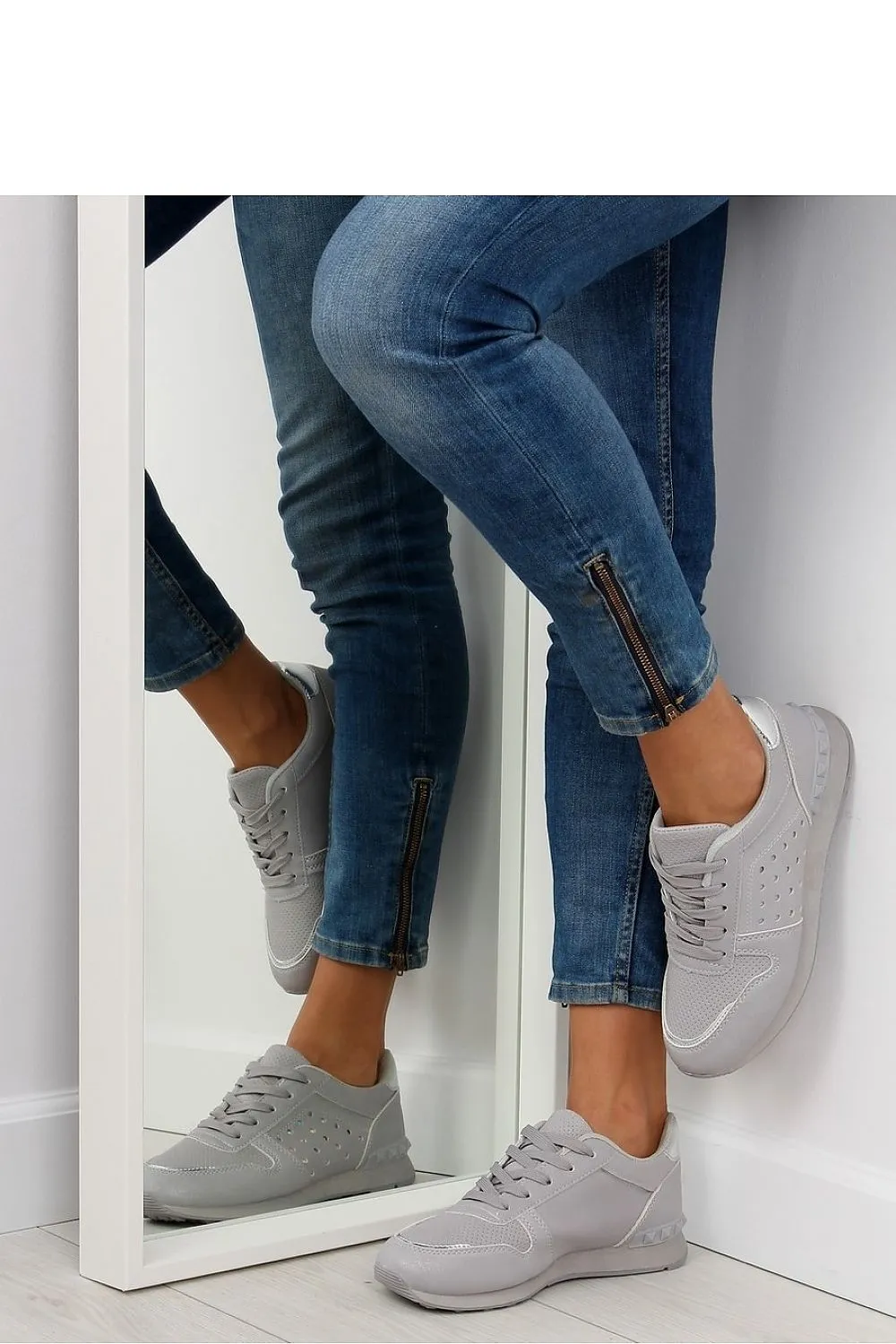Sport Shoes