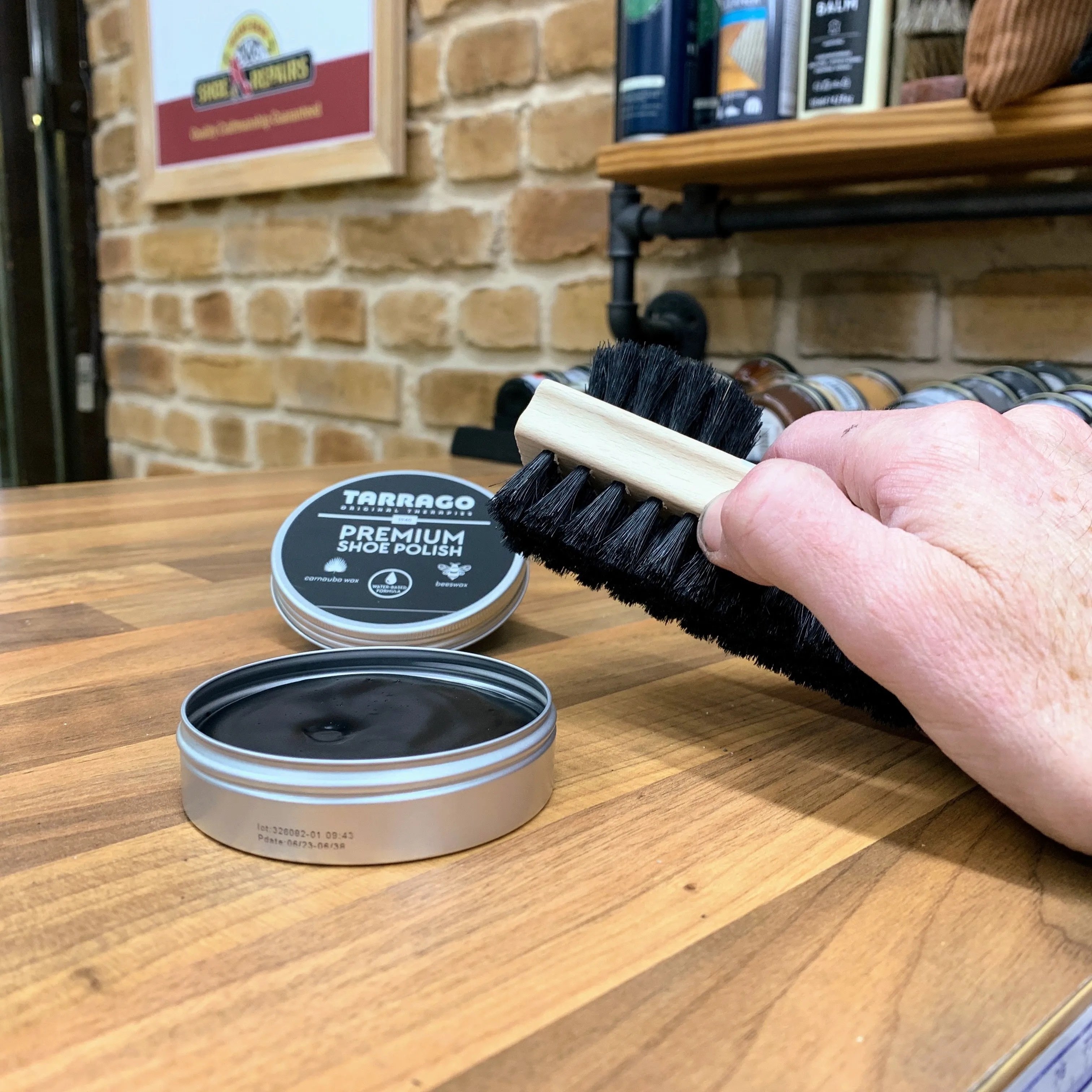Tarrago Premium Shoe Polish in a Tin