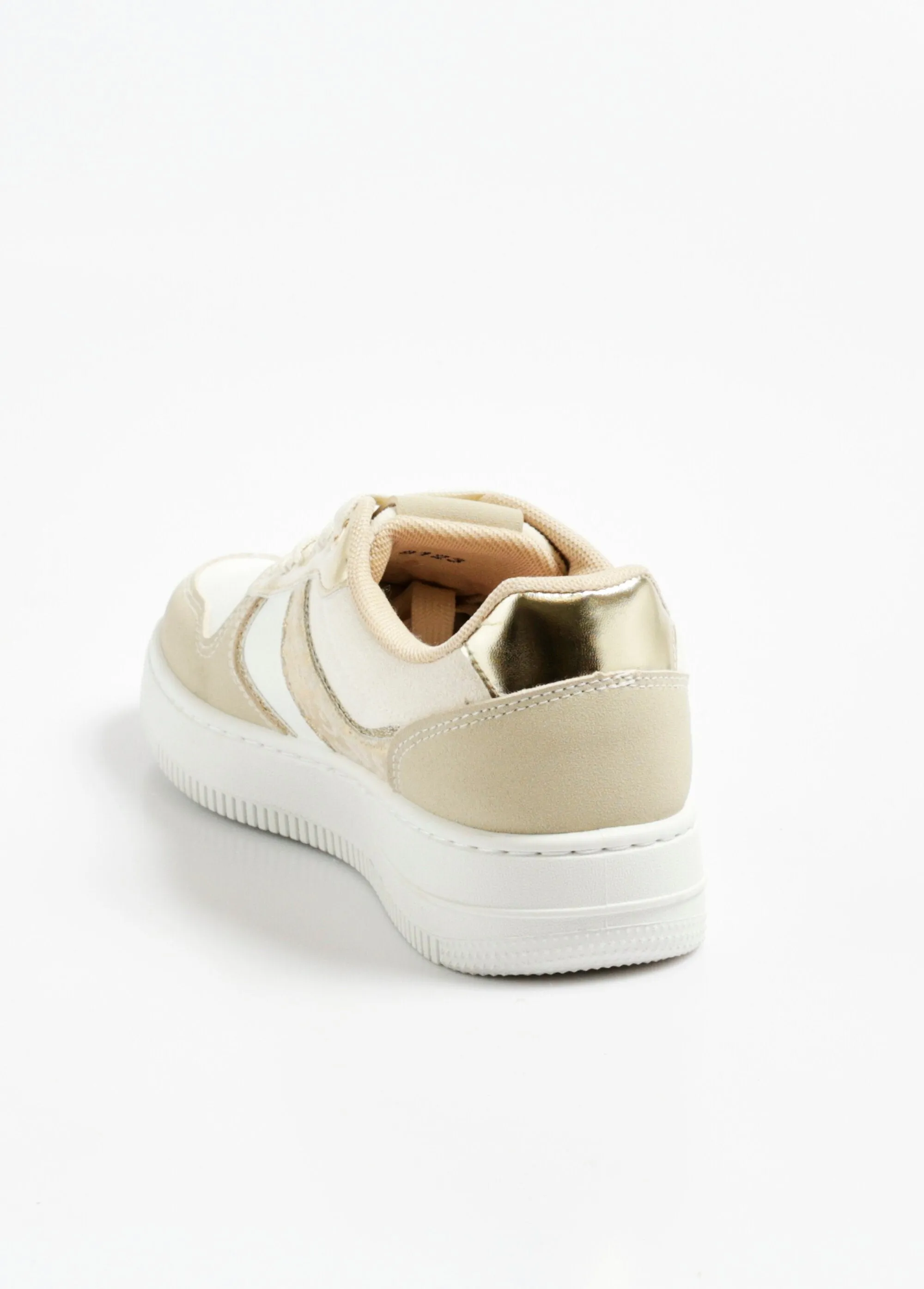 Two-tone sneakers with metallic details