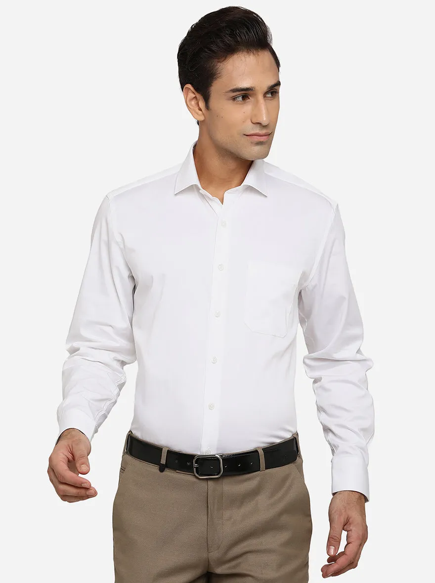 White Solid Regular Fit Formal Shirt | JadeBlue